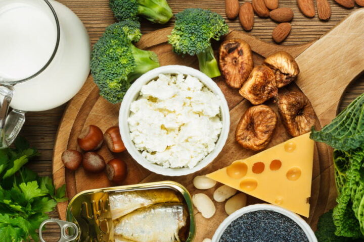 Les aliments les plus riches en calcium selon l'Anses