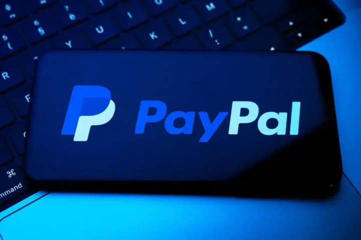 Les clients de PayPal reçoivent une lettre d’un avocat, suscitant une forte inquiétude.