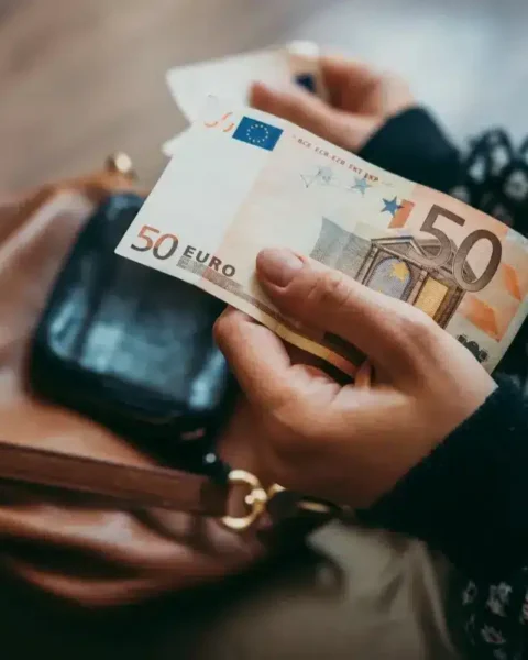 « L'Europe instaure une nouvelle limite drastique sur les paiements en espèces »