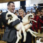 Marine Le Pen et Jordan Bardella affichent leur unité au Salon de l'agriculture à Paris