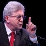 Mélenchon refuse les critiques de Lecornu après la mort de Quentin Deranque