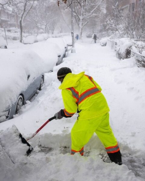 New York en état d'urgence face à une méga tempête de neige historique