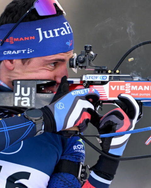 Quelles techniques permettent aux biathlètes de maîtriser le tir sous pression aux JO de Milan Cortina ?