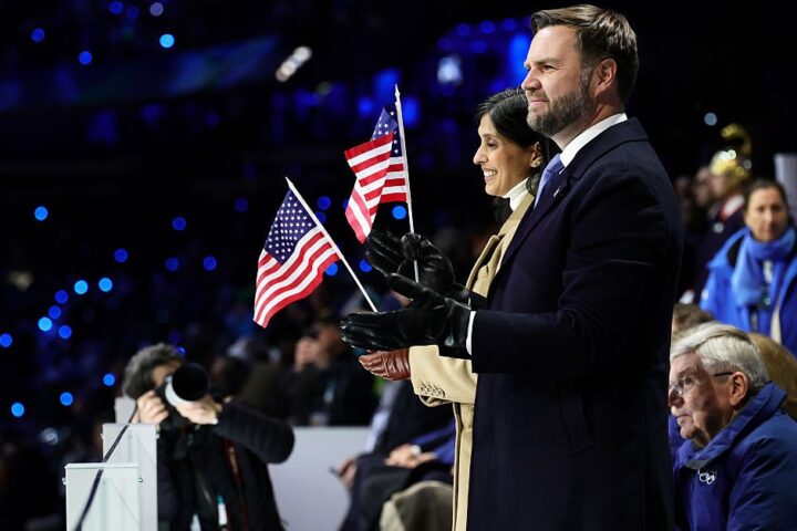 Réception hostile de J.D. Vance lors de la cérémonie d'ouverture des Jeux Olympiques d'hiver de Milan-Cortina 2026
