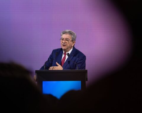 Renforcement des mesures de sécurité à Lyon pour le meeting de Jean-Luc Mélenchon après la mort de Quentin Deranque