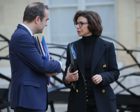 Sébastien Lecornu demande à Rachida Dati de quitter le gouvernement avant la fin de la semaine