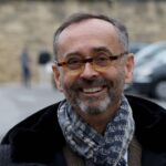 Sondage à Béziers : Robert Ménard largement en tête à 40 jours des municipales de 2026