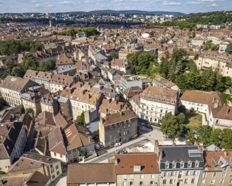 Sondage : intentions de vote à 40 jours des municipales 2026 à Besançon