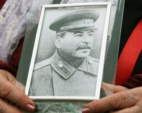 Staline et la manipulation des images : la généalogie d'une propagande soviétique