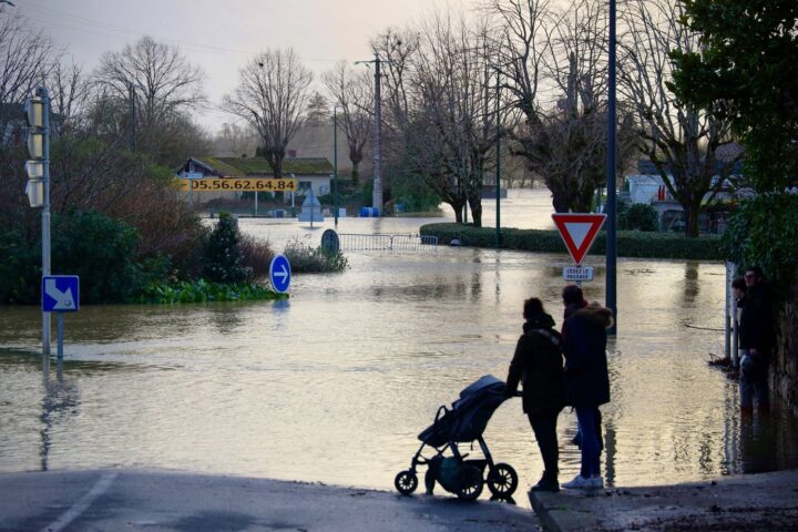 Tempête Nils : le coût des dégâts atteint un milliard d’euros, les assureurs accélèrent les indemnisations