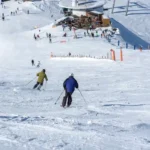 Un département prévoit une semaine exceptionnelle avec des chutes de neige de 20 à 50 cm chaque jour.