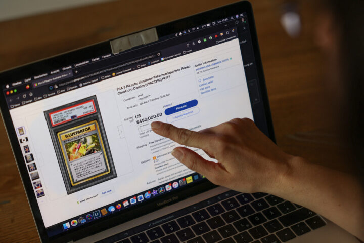 Une carte Pokémon Pikachu vendue 16,5 millions de dollars établit un nouveau record mondial