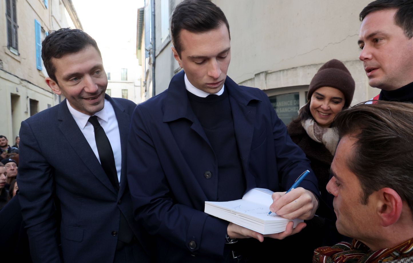 Une conseillère municipale de Nîmes quitte Les Républicains pour le Rassemblement national avant les municipales 2026