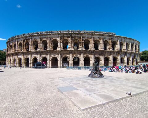 Une conseillère municipale de Nîmes rejoint le RN de Julien Sanchez avec promesse de poste d'adjointe