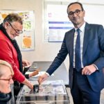Bordeaux : Thomas Cazenave vote sans passer par l'isoloir, une infraction à la loi