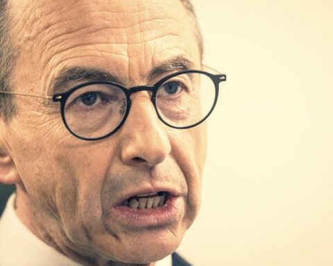 Bruno Retailleau déclare sa candidature à l'élection présidentielle de 2027