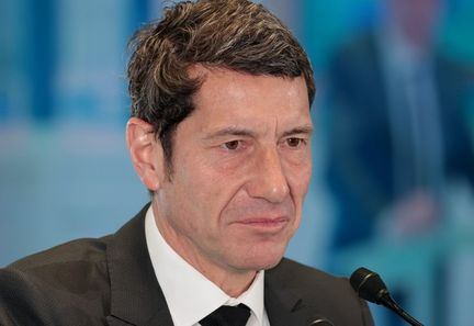 David Lisnard, maire de Cannes, annonce sa candidature à la présidentielle de 2027 et quitte Les Républicains