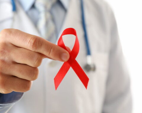 Des idées reçues nuisent à la prévention du VIH chez les jeunes en France