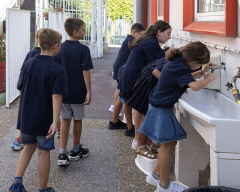 Eau potable : retard dans la mission de financement pour dépollution aux PFAS en France