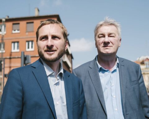 Échecs des alliances PS-LFI dans les élections municipales : Toulouse, Strasbourg, Brest et au-delà