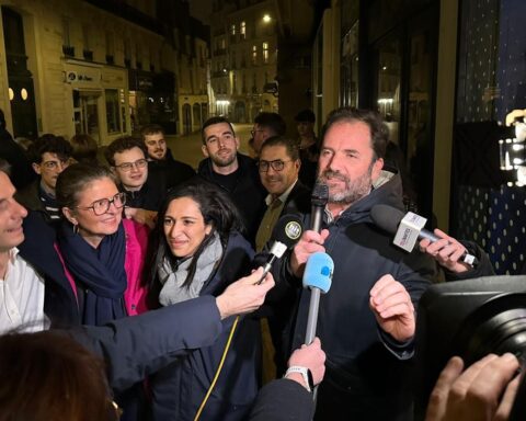 Élections municipales 2026 à Nantes : Foulques Chombart de Lauwe défie Johanna Rolland avec 33,1 % des voix