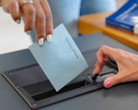 Élections municipales 2026 : double scrutin prévu à Marseille et Paris les 15 et 22 mars