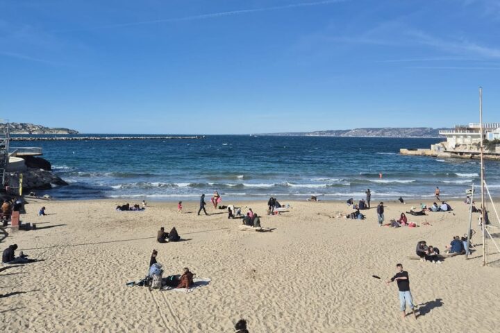 Élections municipales 2026 : la plage de Marseille au cœur des enjeux électoraux