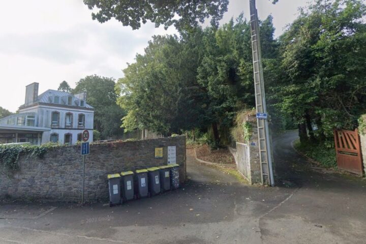 Élections municipales à Brest : un manoir discret soulève des questions dans la campagne