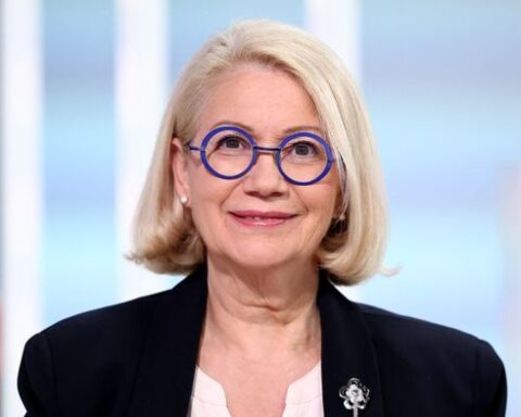 Élections municipales à Mulhouse : Michèle Lutz en tête avec 17,6 % des votes parmi six candidats