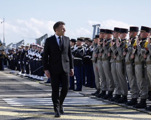 Emmanuel Macron annonce une augmentation des têtes nucléaires françaises dans un contexte mondial tendu