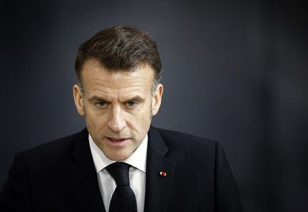 Emmanuel Macron face aux enjeux nucléaire et de défense en pleine crise au Moyen-Orient