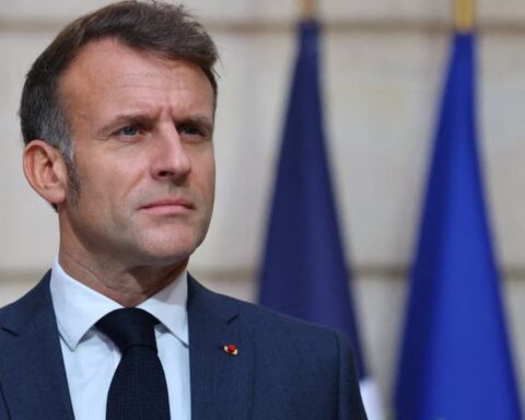 Emmanuel Macron s'adresse à la Paris Blockchain Week, première participation d'un président du G7 à une conférence crypto