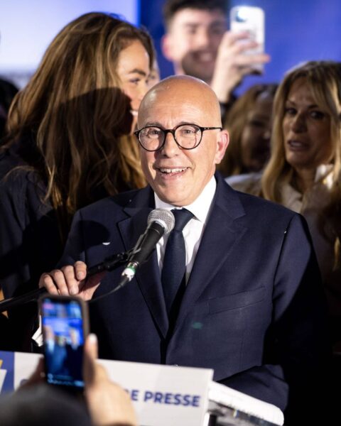 Éric Ciotti prend la mairie de Nice avec des promesses de baisse d'impôts et de sécurité renforcée