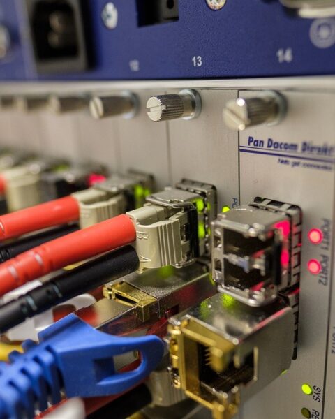 Fibre optique : les situations ouvrant droit à une aide financière