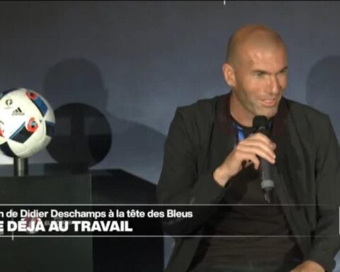 Football : Zinédine Zidane bientôt sélectionneur des Bleus ? 
Football : Kylian Mbappé se montre optimiste concernant sa blessure au genou.