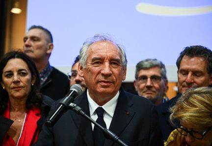 François Bayrou perd la mairie de Pau face au socialiste Jérôme Marbot avec 344 voix d'écart