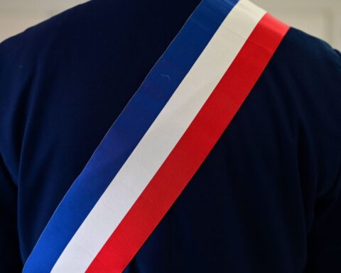 Frédéric Marquet remporte les municipales de 2026 à Mulhouse, évincant la maire sortante Michèle Lutz