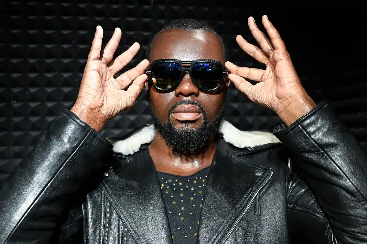 Gims placé en garde à vue pour blanchiment d'argent en bande organisée : un choc au sein de son entourage proche.