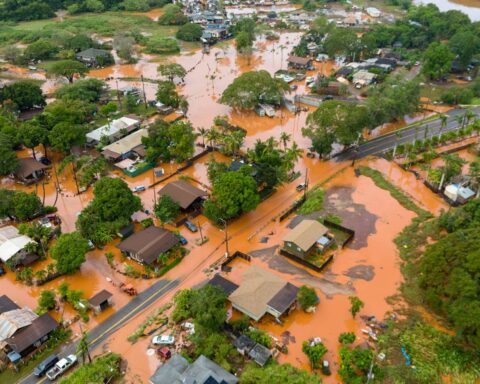 Hawaï : ordre d'évacuation pour 5.500 personnes menacées par le risque de rupture d'un barrage