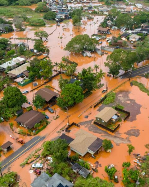 Hawaï : ordre d'évacuation pour 5.500 personnes menacées par le risque de rupture d'un barrage