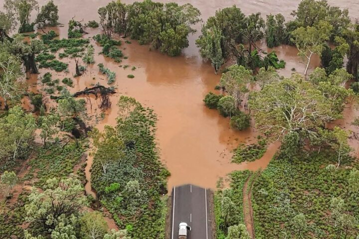 Inondations en Australie : la police avertit de la présence de crocodiles après des évacuations massives