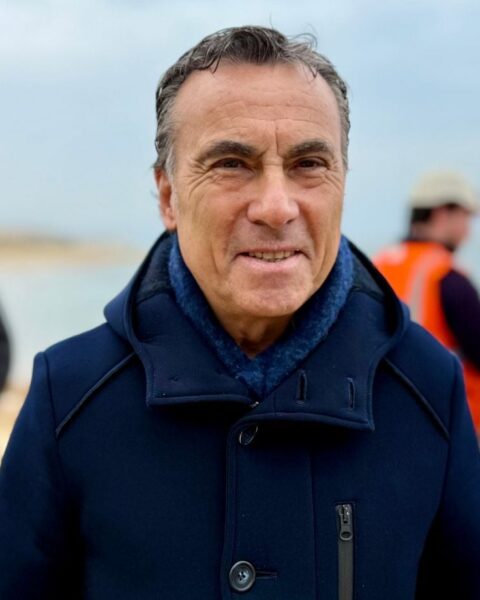 Insultes à Arcachon : le maire Yves Foulon réélu malgré des menaces envers son opposant