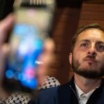 Jean-Luc Moudenc conserve la mairie de Toulouse, déception pour François Piquemal