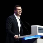 Jordan Bardella annonce "la plus grande victoire" de l'extrême droite lors des municipales de mars 2026