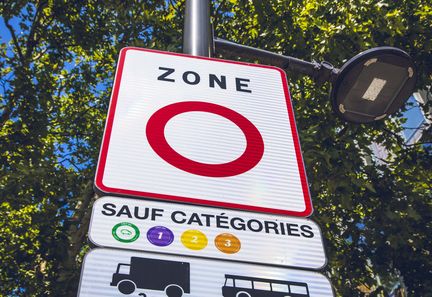 Le gouvernement propose un amendement pour permettre aux collectivités d'instaurer des zones à faible émission