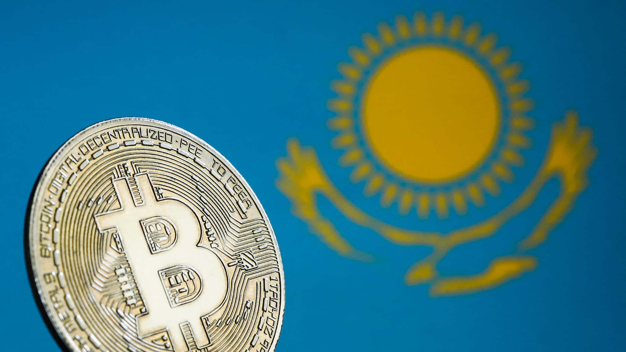 Le Kazakhstan prévoit d'investir 350 millions de dollars de ses réserves dans les cryptomonnaies
