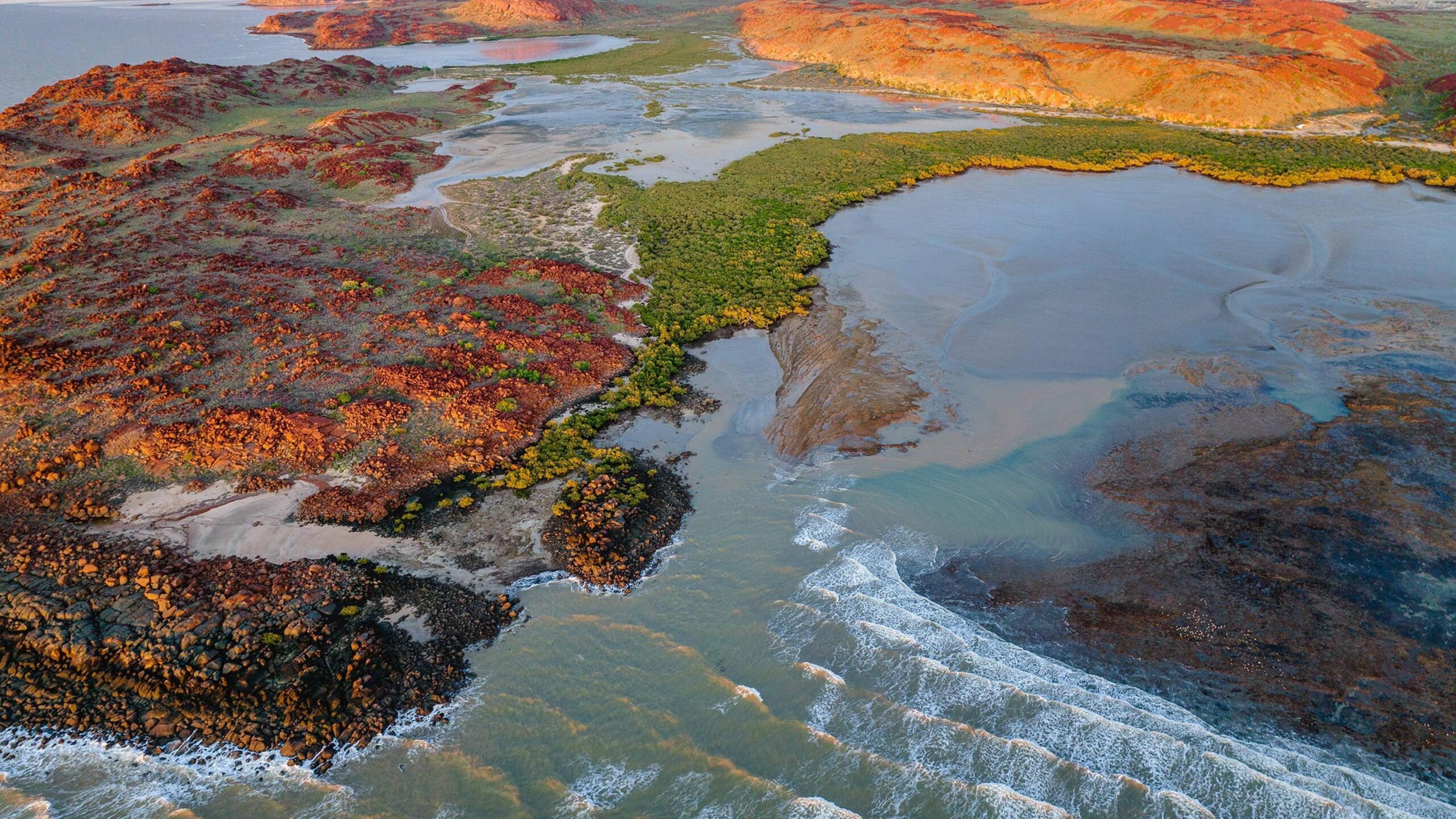 Le paysage culturel de Murujuga : reconnu comme site UNESCO pour ses valeurs culturelles indigènes