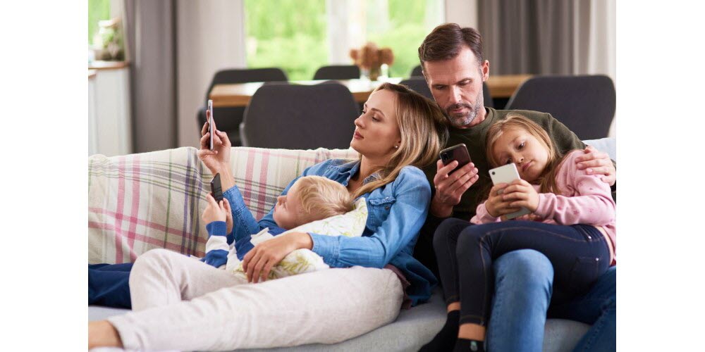 Le phubbing : quand le téléphone devient prioritaire sur les interactions humaines