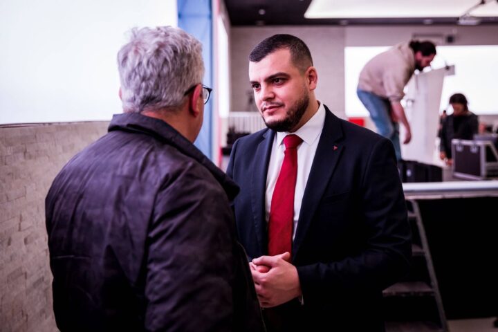 Le PS retire son soutien au candidat LFI d'Argenteuil, Yassin Zeghli, condamné pour violences conjugales