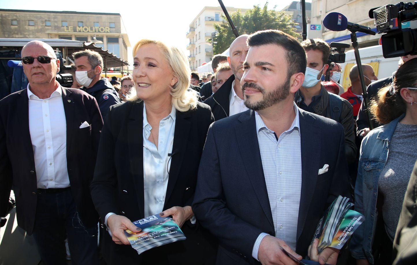 Le RN remporte plusieurs municipalités dès le premier tour, dont Cagnes-sur-Mer et Hayange
